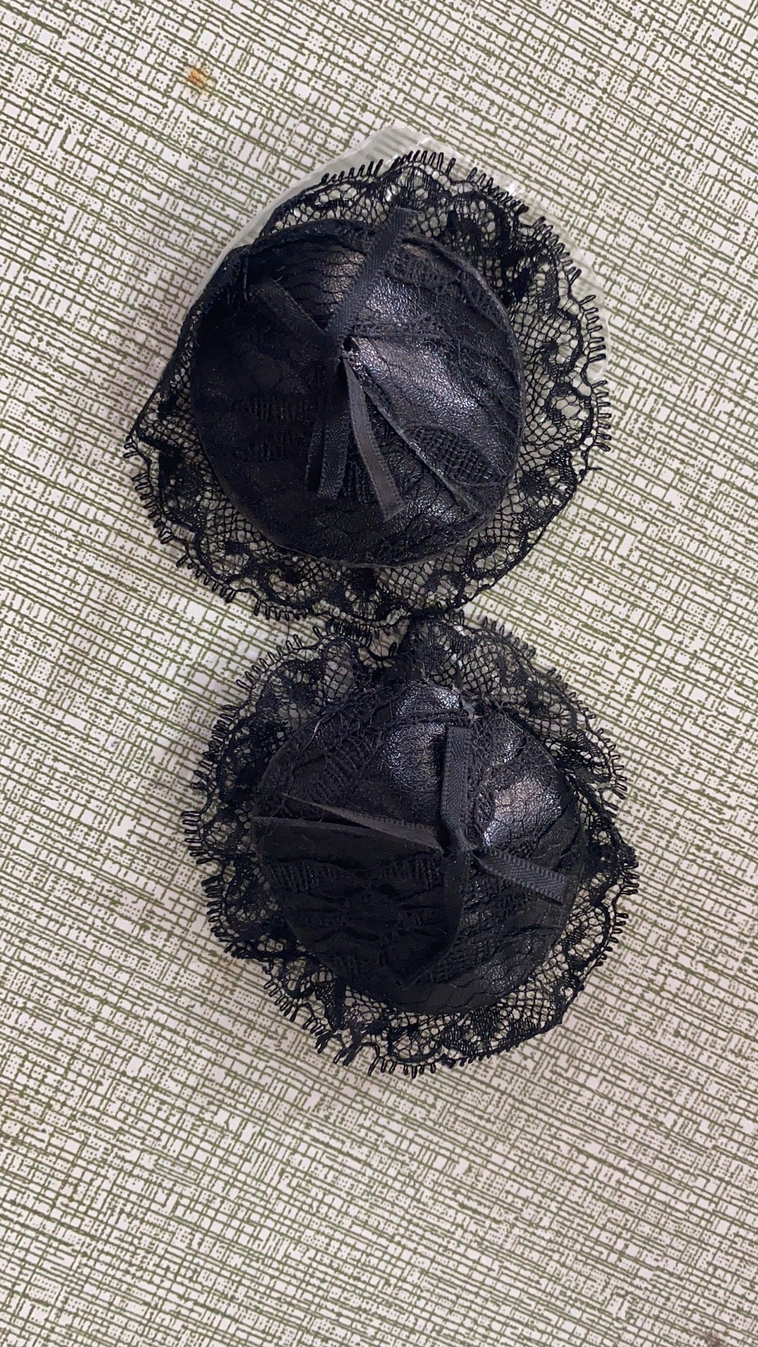 Image of At three o'clock in the night, the plaid short skirt leaky chest suit is all size, and the adult black clothing women's underwear manufacturer sends it on behalf of the manufacturer